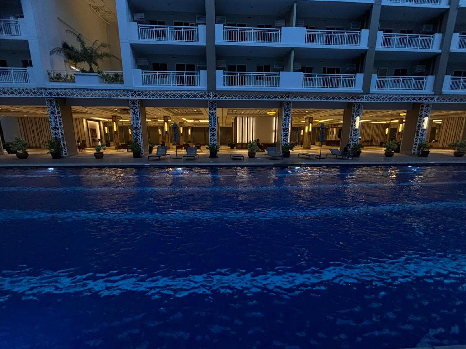 2 Bedroom Condo Unit Near Sm Bf & Naia At The Atherton By Dmci With 2 Balcony Paranaque City ภายนอก รูปภาพ